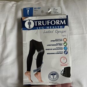 Truform Ladies Opaque Thigh High Stockings 20-30 OT Med Black 0366 NEW in box